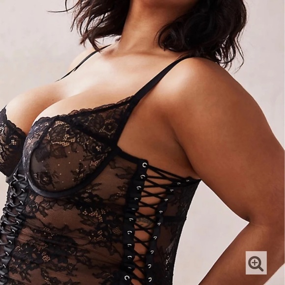 Torrid Black Lace Up Underwire Chemise - Picture 2 of 5